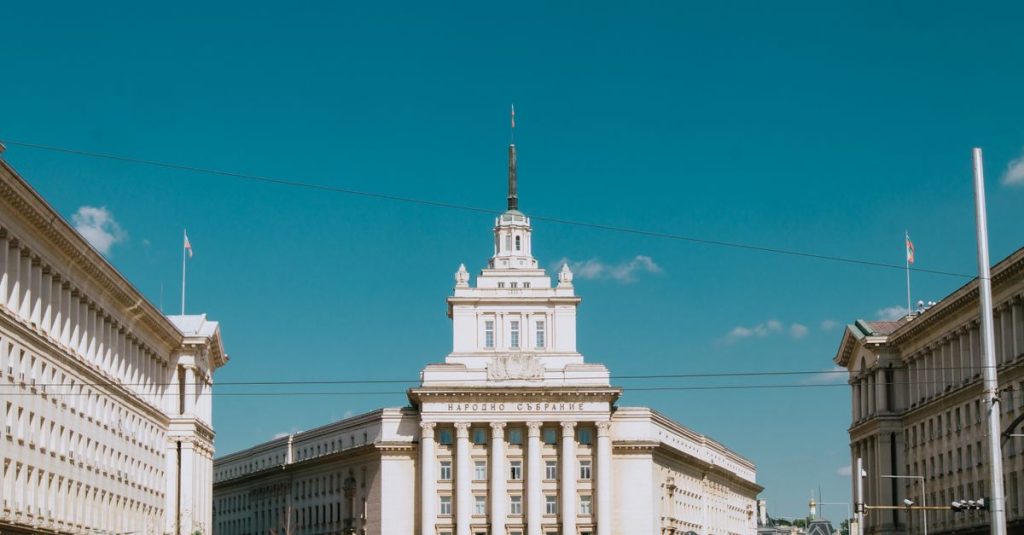 découvrez sofia, une ville riche en histoire, culture et élégance, offrant une expérience unique au cœur des balkans.