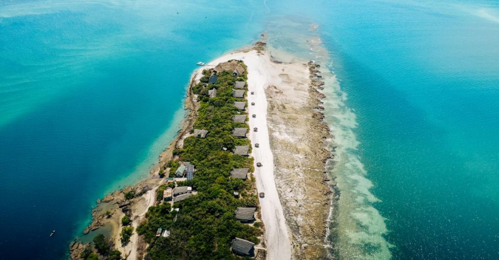 découvrez les plages paradisiaques de zanzibar, entre sable blanc, eaux turquoise et paysages idylliques pour des vacances inoubliables.