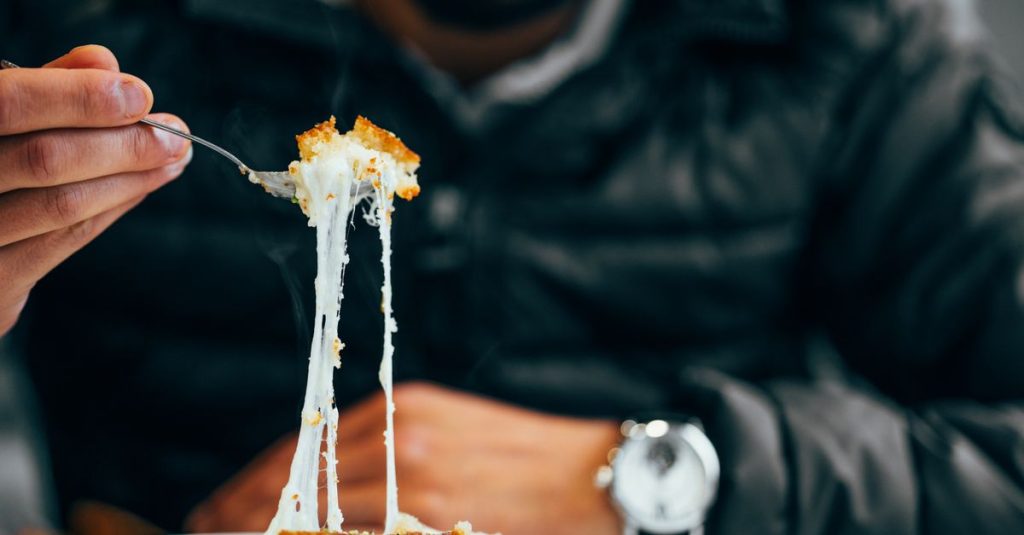 découvrez la cheese route, un parcours gourmand à travers les meilleures régions de fromage, pour savourer des spécialités artisanales et rencontrer des producteurs passionnés.