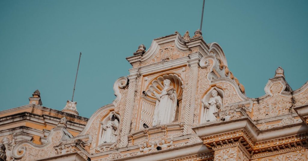 découvrez les indispensables pour voyager au guatemala : conseils, équipements et astuces pour un séjour réussi.
